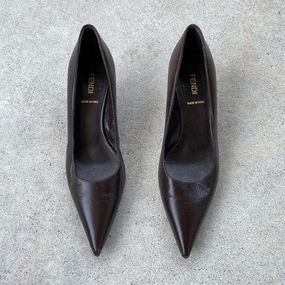 Fendi Dark Brown Leather Kitten Heel Pointed Toe Pumps - Size 35.5 - Picture 9 of 11